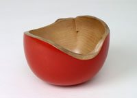 Bowl in holly with red lacquer